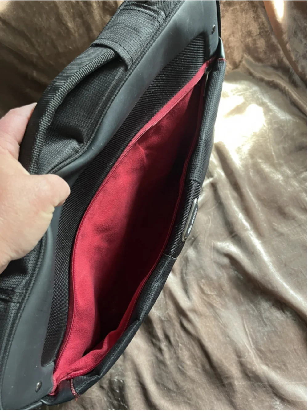 Solo Red Padded Laptop Computer Case BRAND NEW SEE PHOTOS , NICE